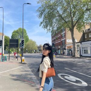 Bae Suzy Instagram - 런던에서 1