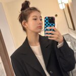 Bae Suzy Instagram - 🧤
