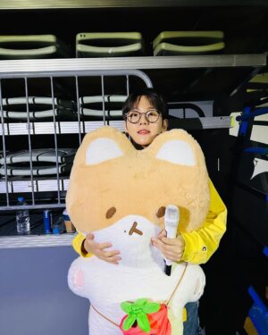 Baekhyun Instagram - 과자파티재밌어☺️🤩