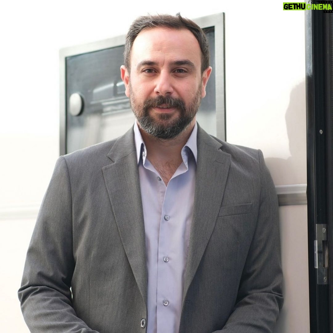 Bahtiyar Memili Instagram - Yeni bir yolculuğa başladım Zülkar ile beraber. Değişik huyları olmasına rağmen ben sevdim🥰 Keyifli ve eğlenceli vakit geçirmek dileğiyle Zülkar😎 @kizilcikserbetitv @showtv @civelekmelis @zeyzeynooo #zülkar Moda, Istanbul, Turkey