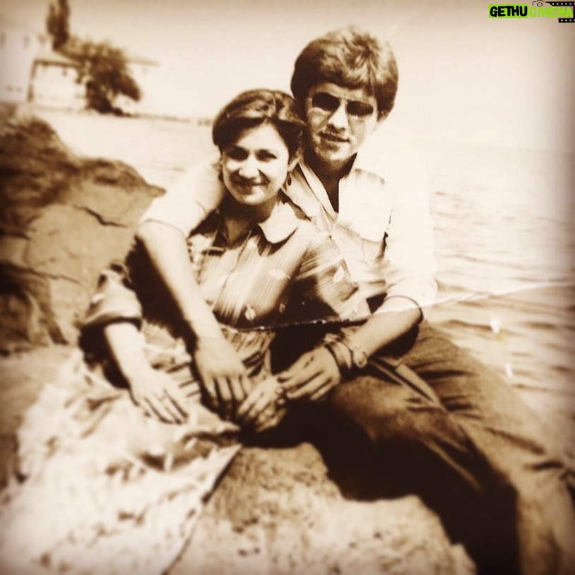 Bahtiyar Memili Instagram - Yakışıklı babam,dünyalar güzeli annem😘😘😘😘