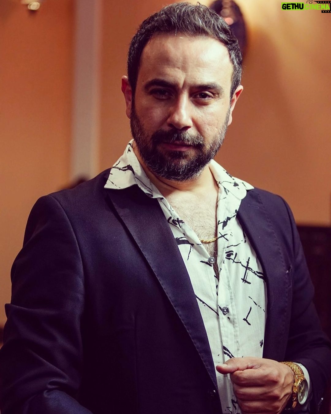Bahtiyar Memili Instagram - Şekilden şekle 🙃✌️ #sedai #yasakelma #istanbul
