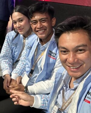 Baim Wong Instagram - Ada yg pacaran di debat capres 😋