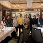 Baim Wong Instagram - Semua anak papah pada ngumpul, ngerayain teteh ulang tahun. Happy bday teteeehh 🥳🎂 Makasih jg pak Zul, mau nyamperin papah 💙😊