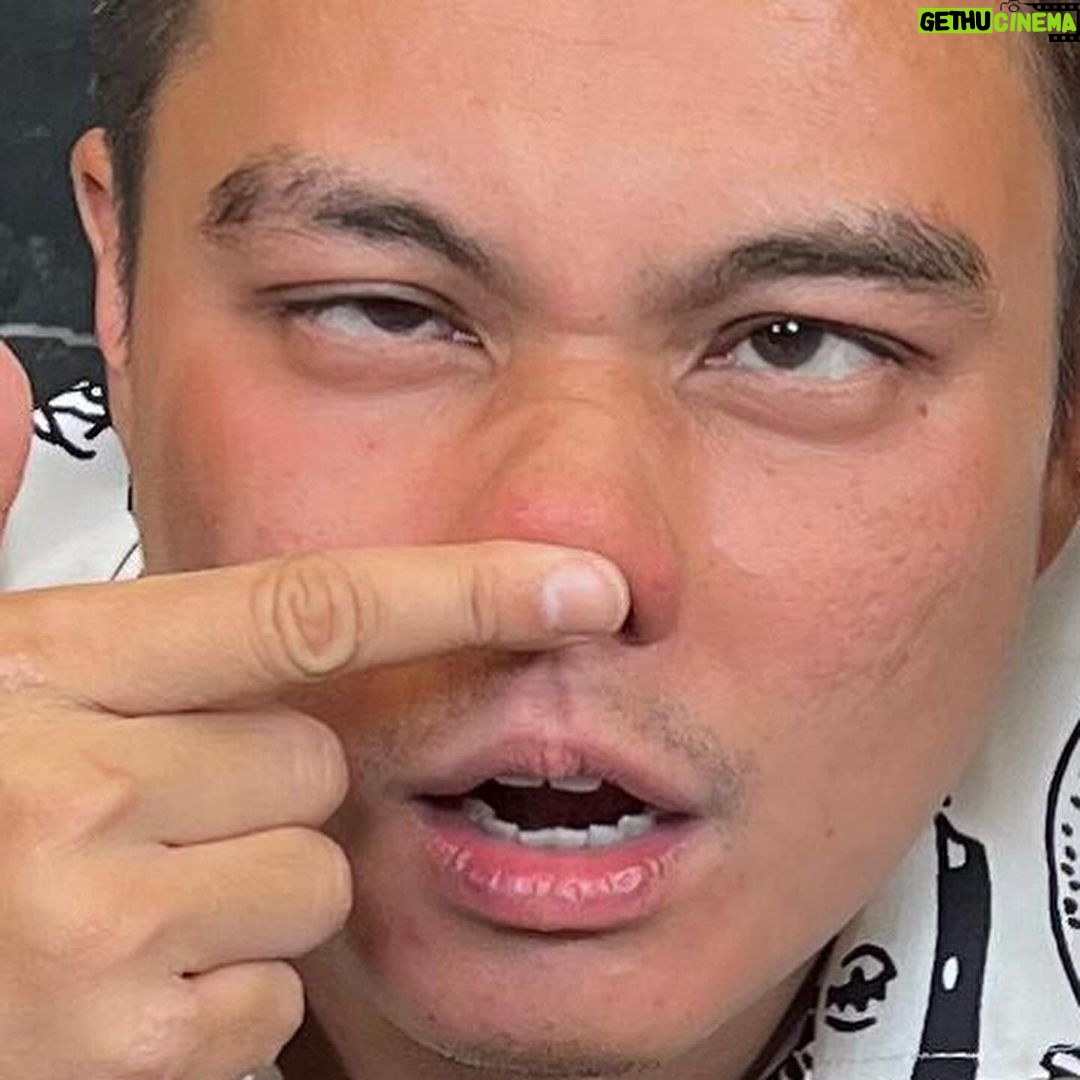 Baim Wong Instagram - Nama kita sama2 BW, tp kerenan dia karena idungnya mancung 👃