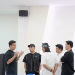 Baim Wong Instagram - Seneng kalau membuat sesuatu untuk kemajuan banyak org. Tergantung dari visi dalam diri kita sendiri. Semoga dengan adanya @tigerwongagency ,bisa memajukan banyak UMKM dan jg membuat banyak org mempunyai profesi yg berbeda dengan keahlian yg baru. Semoga @tigerwongagency mempunyai manfaat untuk org banyak 🙏🤍 Kalau mau gabung ayu bareng2 😊