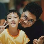 Baim Wong Instagram - Saya seorang ayah, saya tau sebesar apa perasaan sayang ayah terhadap anaknya. Kalau saya di posisi Dimas, ga tau perasaan apa yg ada skrg. Tapi yg saya percaya, Allah Maha Baik. Saya yakin ini yg terbaik untuk Dante, karena insyaallah dia ada di tempat yg indah skrg. Innalilahiwainnailaihirojiun..