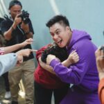 Baim Wong Instagram - Seseneng itu kalau lagi syuting Bus Jutawan. Ga ada beban, kepengennya nolong sebanyak2nya org😍🤍 Setiap hari jam 3 sore di Rcti @tiger.wongentertainment production 📸 @martinusmunindra