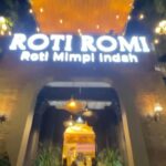 Baim Wong Instagram - Sudah buka yaa Roti Romi Senopati ,daerah kuliner no 1 di Jakarta Selatan. Mari kita nongkrong bareng 😍