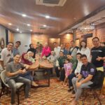 Baim Wong Instagram - Seru banget ketemu temen2 dengan visi yg sama. Walaupun banyak pertanyaan, malah itu yg kita seneng. Kalau masih ragu tanya aja trus, tp kalau sudah yakin, saatnya kita kerja keras ! Ga sabar meroket bareng di 2024 🔥💪 Siapapun yg mau gabung di @tigerwongagency mari bareng2 kita 🔥😊 Yuk cari cuan bareng !!