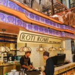 Baim Wong Instagram - Roti Romi sudah peresmian halal 🤍 Silahkan makan sebanyak2nya 😋👍 Udah buka outlet baru di Senopati ❤️❤️😍😍