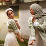 Baim Wong Instagram - Lama yaa ?? Sabar yaa, i love u pemain2 yg cakeps dan cantiks. Tapi baru ngedit seperempatnya, film ini SUPER DUPER Hmmmmm... KERENN BANGETT 😲😲 !! Pemain2 disini kenapa pada pinter sih aktingnya ???? Pasti karena sutradaranya menawan dan mempesona yaaa 😎😎😎 Atau karena kita syuting sehat ya , ga pernah pulang pagi. 🙈🙈🙈🙈🙈😝😝😝😝😝💙💙💙💙 Lembayung