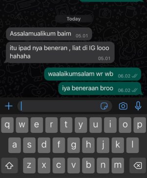 Baim Wong Instagram - Geblek bener,mendadak nge hang hp gua semalem ! 
Semua minta ipad 😂🤣

26 Desember 2023, jam 8 malem bakal live di Shopee!
Ini bukan iklan yaaa 😎

Awas ya dijadiin penipuan2 lagii 😭😭
Dosa lu yg nipu2 pake nama guaa! 
Minta maap sini.
Ga minta maap, di akhirat gua kaga maapin lu !!! 
Pilih mana ? 😇