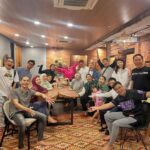 Baim Wong Instagram - Seru banget ketemu temen2 dengan visi yg sama. Walaupun banyak pertanyaan, malah itu yg kita seneng. Kalau masih ragu tanya aja trus, tp kalau sudah yakin, saatnya kita kerja keras ! Ga sabar meroket bareng di 2024 🔥💪 Siapapun yg mau gabung di @tigerwongagency mari bareng2 kita 🔥😊 Yuk cari cuan bareng !!