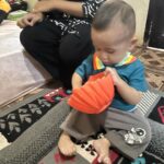 Baim Wong Instagram - Ini anak2nya ibu Nurlela, semua ada 4. Ada Rangga, Putri, Nilam, dan Jihad Maulana. Tangisan Rangga anak paling kecil, yang membuat Ibu Nurlela tetap mau hidup. Sakitnya itu sangat luar biasa mas, tp ketika mendengar tangisan Akbar, sakit itu pun hilang seketika, yg ada hanya doa untuk bisa merawat Rangga.