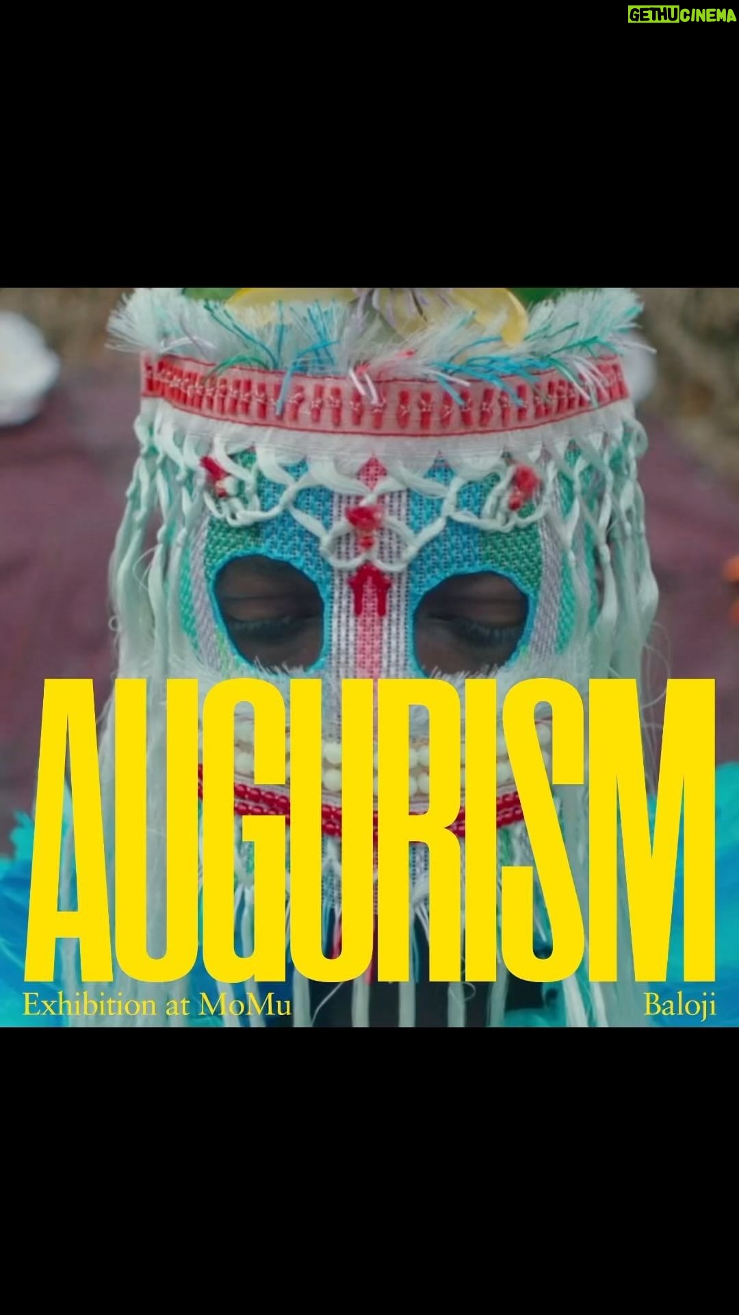 Baloji Tshiani Instagram - 🇧🇪 From Saturday 21.10.2023, the exhibition ‘Baloji Augurism.’ at @momuantwerp immerses you in the magical-realist universe of transdisciplinary artist @BALOJI. To celebrate, we invites Zoey Hasselbank and Chabrown Le Maha for the first MoMu x Baloji Takeover. Tickets at bit.ly/MoMuTakeover 🇧🇪Vanaf zaterdag 21 oktober dompelt de tentoonstelling ‘Baloji Augurism.’ je onder in de magisch-realistische wereld van transdisciplinair kunstenaar Baloji. Om dat te vieren, nodigt hij die avond hiphop-DJ Zoey Hasselbank en Congolese rumbazanger Chabrown Le Maha uit voor de eerste MoMu x Baloji Takeover: Zoey Hasselbank & Chabrown Le Maha, een reeks nocturnes die de muzikant, dichter, ontwerper en filmmaker over de komende maanden cureert in MoMu. Vier mee en bestel nu je tickets via bit. Video: Vrints-Kolsteren Muziek: Baloji - Cyber Oasis featuring @itsccane and @andys.therapper_ Produced by @realdjlag
