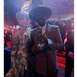 Baloji Tshiani Instagram - 🏆🏆 Best Cinematic Achievement
Trophy @redseafilm for AUGURE/OMEN 
Love to the all crew and cast for achieving this together.