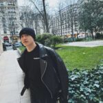 Bang Chan Instagram - G'day 🇫🇷 #STAY