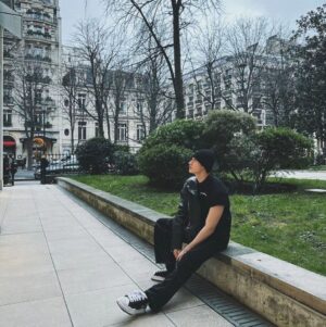 Bang Chan Instagram - G'day 🇫🇷
#STAY