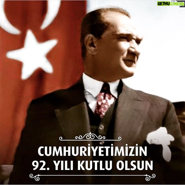 Barış Arduç Instagram - 29 Ekim Cumhuriyet Bayramımız Kutlu Olsun.