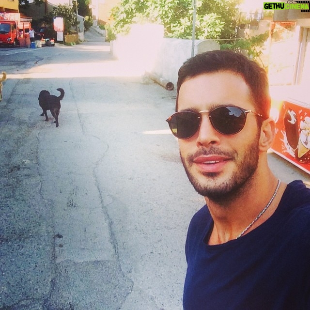 Barış Arduç Instagram - Muhtar önden gidiyo 😄
