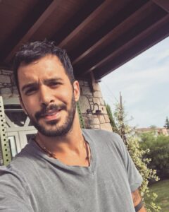 Barış Arduç Instagram - 🤜🏽🤛🏽