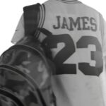 Barış Arduç Instagram – #ComeOutOfNowhere #NikeBasketball @kingjames 😎👊🏾