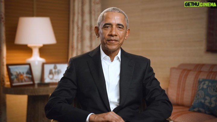 Barack Obama Instagram - The work the @ObamaFoundation did in 2022 makes me hopeful for the future. From supporting the next generation of leaders to strengthening democracy around the world, we’ve made a lot of progress this year. Take a look: