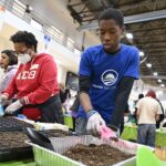 Barack Obama Instagram - Today we pay tribute to the extraordinary life and legacy of Dr. King, and reflect on the lessons he taught us. Thanks to everyone who joined the @ObamaFoundation to help pack food, write notes, and lend a hand in Chicago.