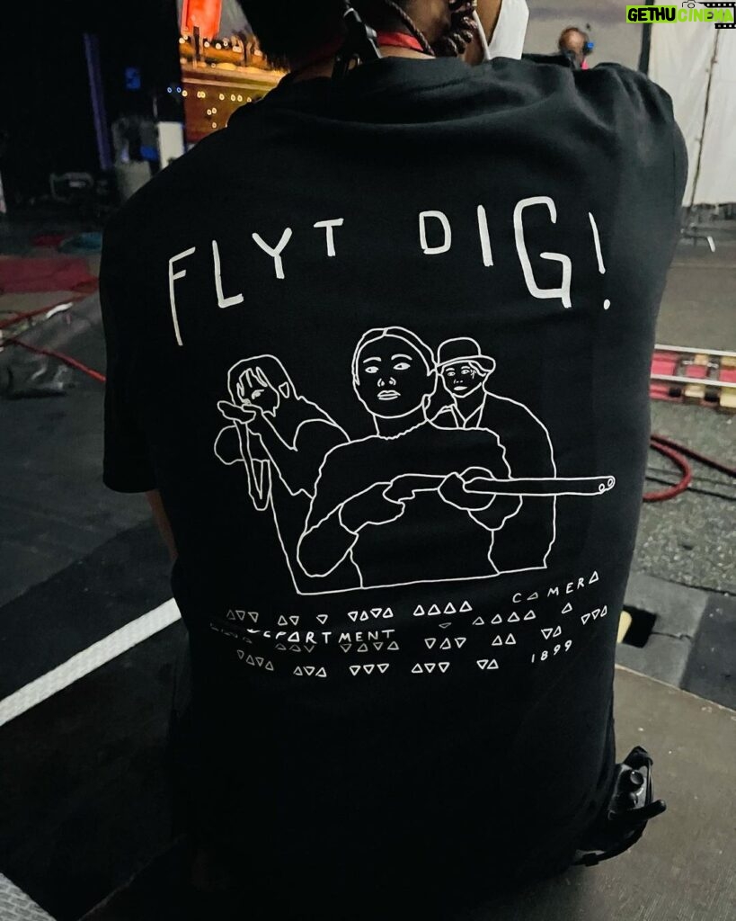 Baran bo Odar Instagram - We got a great crew t-shirt from camera department today. You will understand once you watch the show. Until then: Flyt Dig! #1899netflix @netflix @netflixuk @netflixde