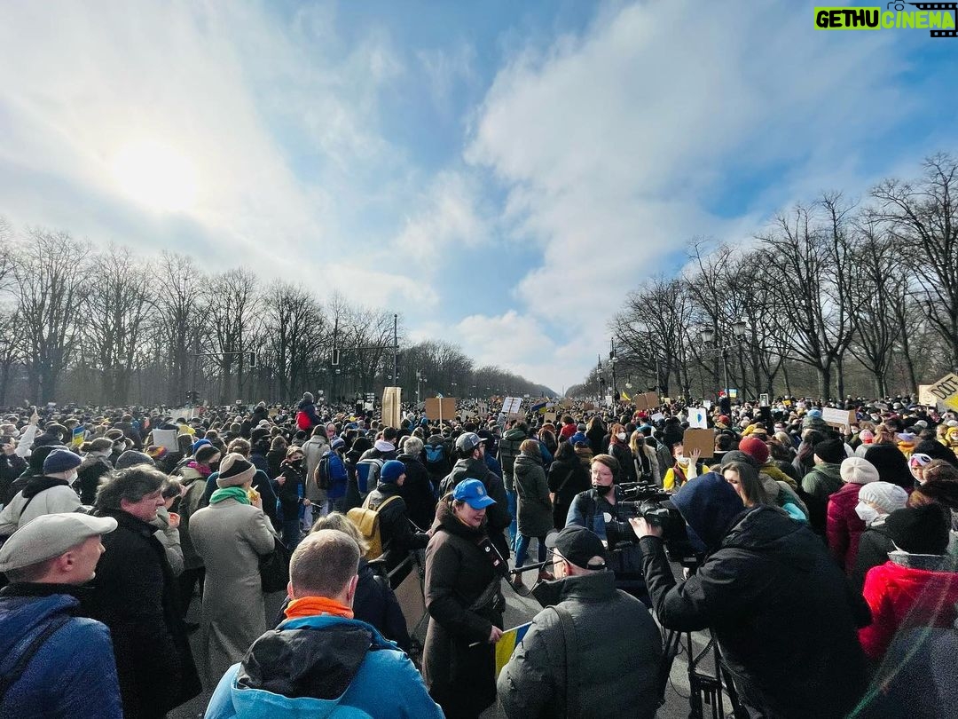 Baran bo Odar - 17.6K Likes - No war. Fuck war. Raise your voice! Putin will not care. But the Russian people will. #fuckputin
