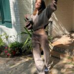 Barbara Palvin Instagram – Meet me in the metaverse in support of mental health awarness month . 🤍🤎@alo and @roblox are coming together to bring new meditations , daily affirmations and more. 🧘🏻‍♀️