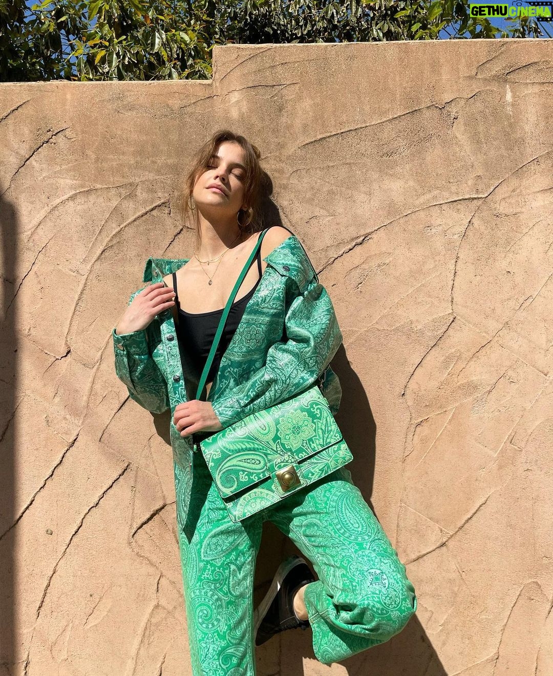 Barbara Palvin Instagram - Pretending I’m a California girl in my paisley @etro #LiquidPaisley
