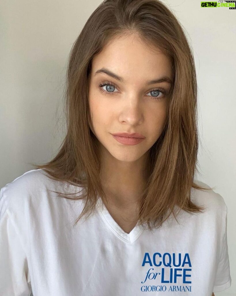 Barbara Palvin Instagram - Let’s take a moment to value clean drinking water. Did you know that half of the world's population will be living in water-stressed areas by 2025? A harsh statistic – especially in today’s context. I believe change starts with awareness, therefore today, on World Water Day, I am happy to contribute to raise the awareness about water scarcity - a project supported by @armanibeauty ‘s Acqua For Life program that has helped over 437,000 people in 21 countries since 2010 by investing over 12 million euros in water projects around the world. #WorldWaterDay #AcquaForLife #Armanibeauty