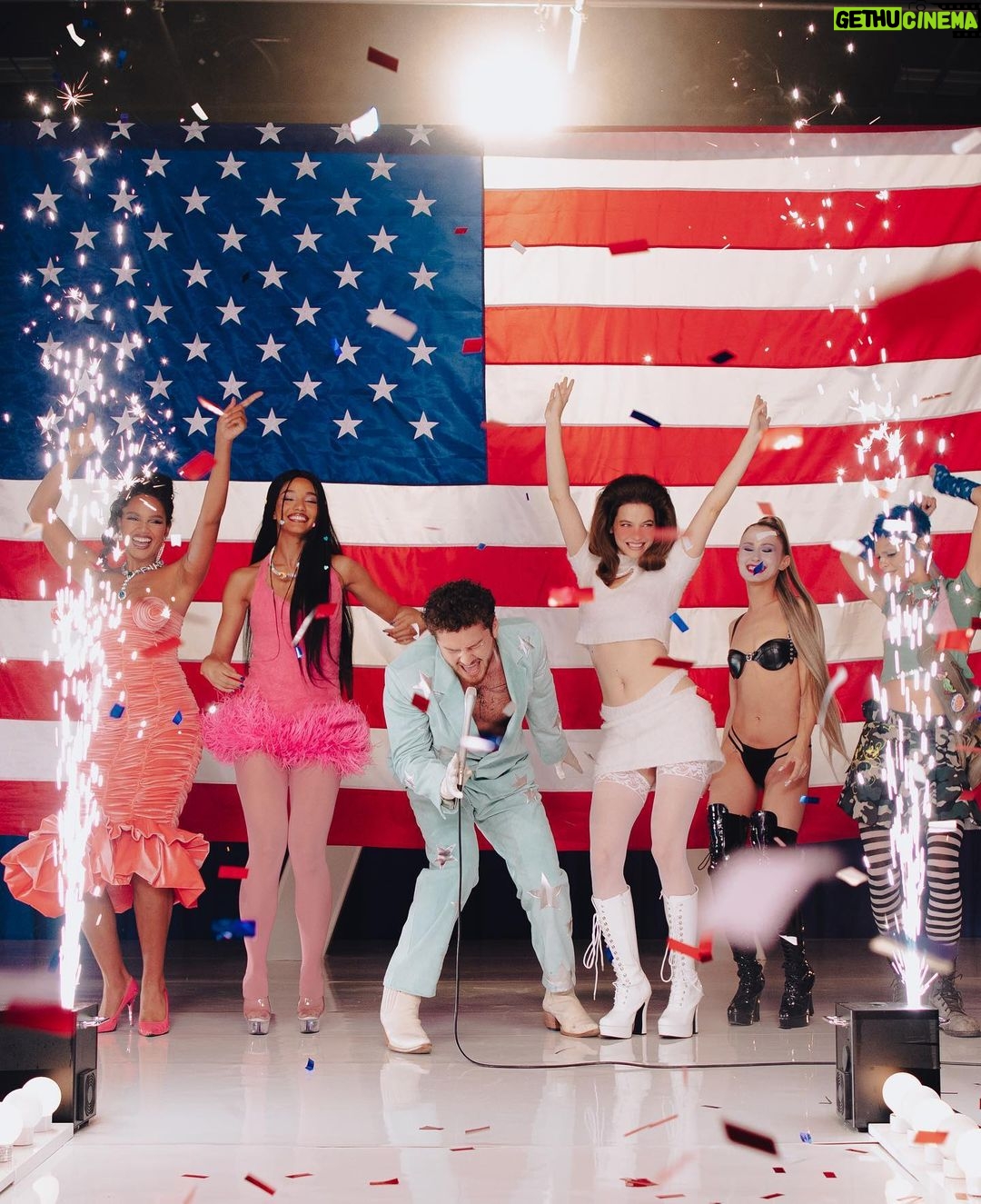 Barbara Palvin Instagram - Miss America song and video out now 🇺🇸 congrats @bazzi and thank you for having @dylansprouse and I ♥️♥️ we love you! link in BIO 🤗