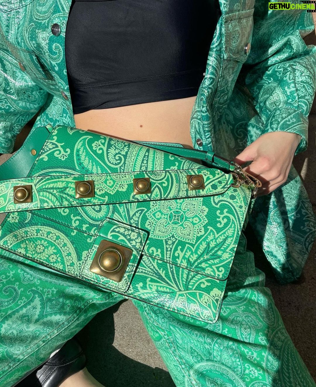 Barbara Palvin Instagram - Pretending I’m a California girl in my paisley @etro #LiquidPaisley