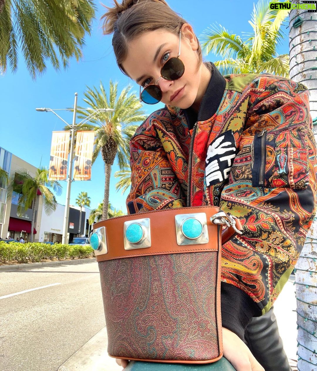 Barbara Palvin Instagram - 🌞🌴 @etro #CrownMeBag #etro