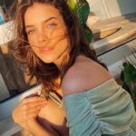 Barbara Palvin Instagram - Sunset lights 🧡💛 #REVOLVEsummer @revolve @houseofharlow1960