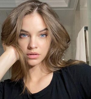 Barbara Palvin Instagram - New haircut 🧚🏼‍♀️