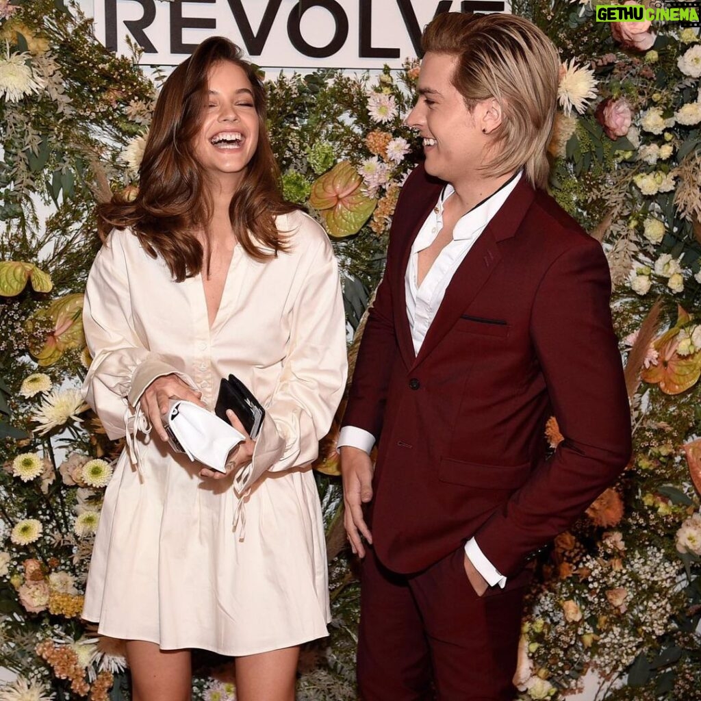 Barbara Palvin Instagram - Thank you for having us @revolve we had so much fun at the #revolvegallery ♥️