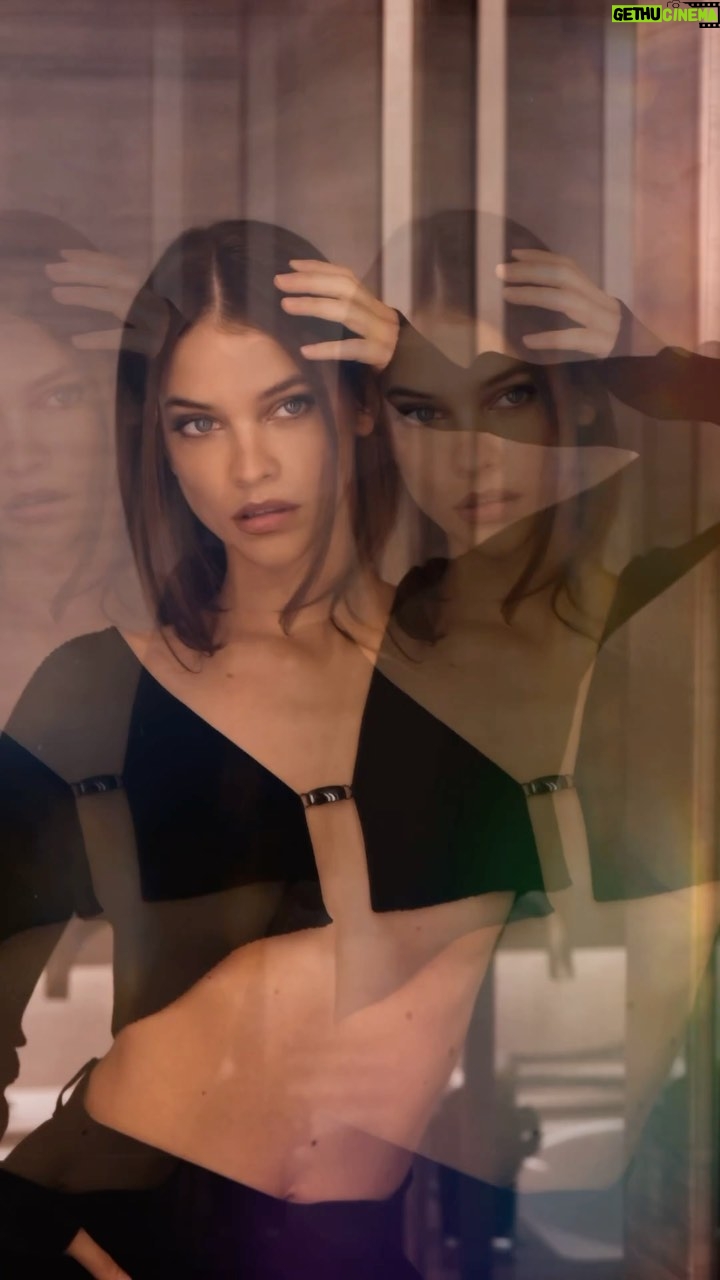 Barbara Palvin Instagram - 🖤 @owengould @tobimakeup @emporioarmani