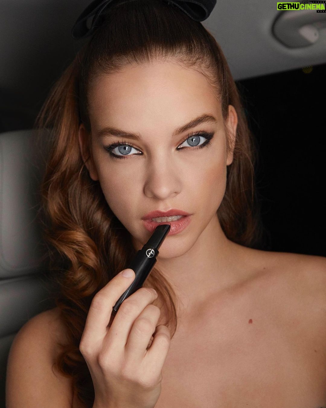 Barbara Palvin Instagram - Berlinale with my fav lipstick. Lip power 113 👄 @armanibeauty #armanibeauty