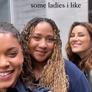 Barrett Doss Instagram - the doctors are in 😻

@station19