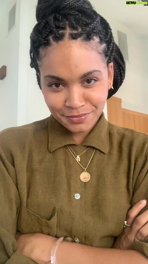 Barrett Doss Instagram - Maybe the internet was also sick of us having to explain white privilege? Can’t even count how many times we had to start again. Thank you for bearing with us! Here are some resources: https://www.tolerance.org/magazine/fall-2018/what-is-white-privilege-really https://www.nytimes.com/interactive/2019/08/14/magazine/black-history-american-democracy.html https://www.racialequitytools.org/resourcefiles/WesternStates-ConstructionofRace.pdf https://www.racialequitytools.org/resourcefiles/mcintosh.pdf https://en.m.wikipedia.org/wiki/Stolen_Generations https://www.theguardian.com/australia-news/2020/jun/11/deaths-inside-how-we-track-indigenous-deaths-in-custody-and-why-we-do-it @bretttucker3 will post the links to trailers for the films he mentioned!