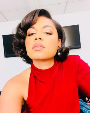 Barrett Doss Instagram - Ball out 💃🏾💃🏾💃🏾

Season 6 of @station19 ends with a bang tonight 🔥♥️

#station19