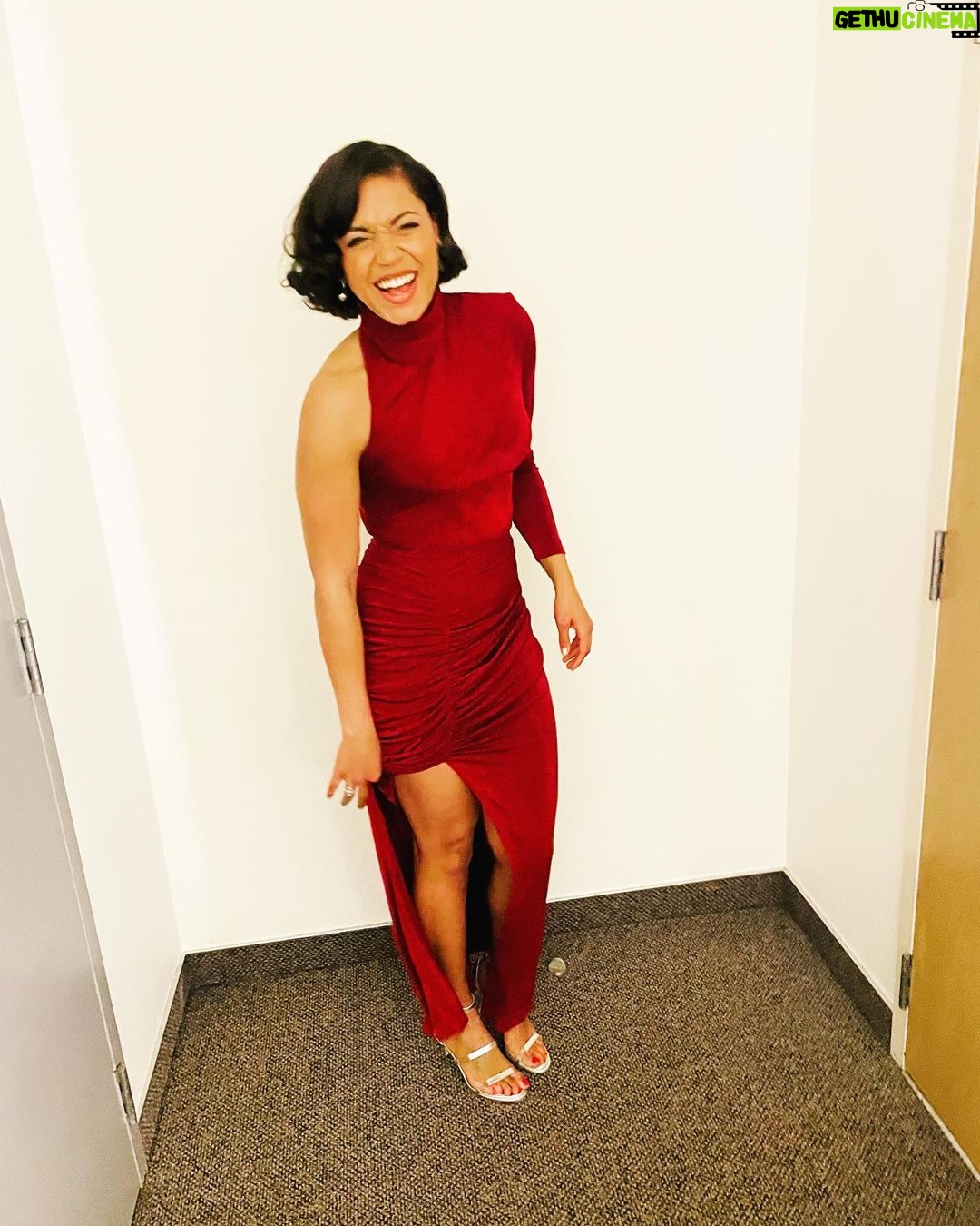 Barrett Doss - 26.1K Likes - Ball out 💃🏾💃🏾💃🏾
Season 6 of @station19 ends with a bang tonight 🔥♥️
#station19