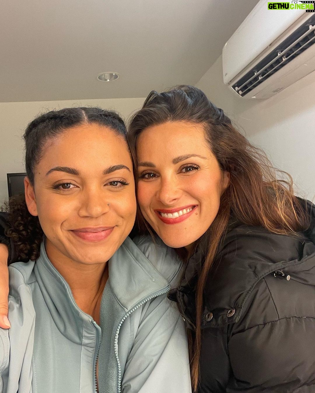 Barrett Doss - 78.1K Likes - Until next week 💗💗💗 this is cute 😍
Feb 24th at 8/7c
@station19 #station19