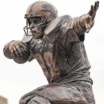 Barry Sanders Instagram - Today, outside of @fordfield, we unveiled a statue of @barrysanders, immortalizing a true Lions Legend.