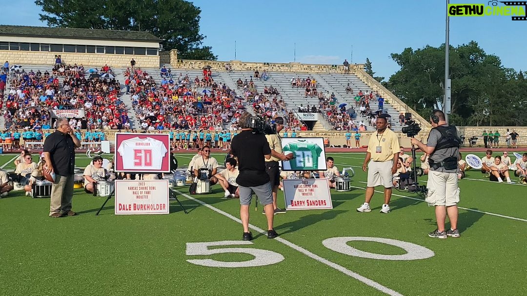 Barry Sanders Instagram - To go into the @shrinebowl Hall of Fame with my high school coach. I will remember this day forever.