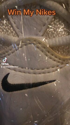 Barry Sanders Instagram - The #combine is here and to honor those @okstate players that are gunning for @nfldraft spots, here's a chance to win one of my signed @usnikefootball 2019 special edition shoes. 
Just follow us both, like & share this post with your favorite #poke going to the @nfl for your chance ti win

@detroitlionsnfl #win #giveaway